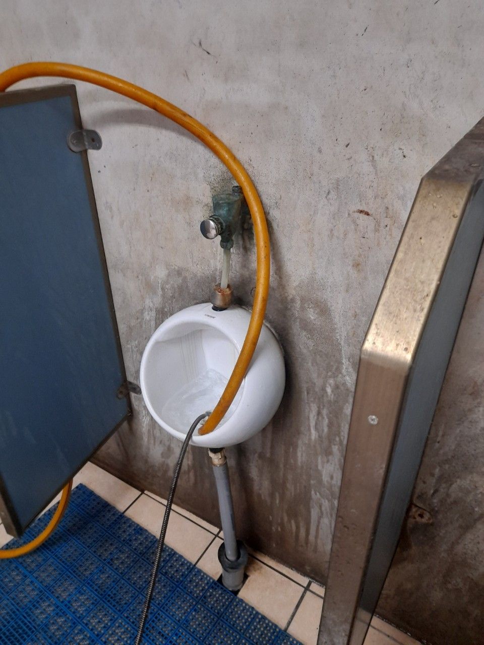 通小便斗-通管機.jpg